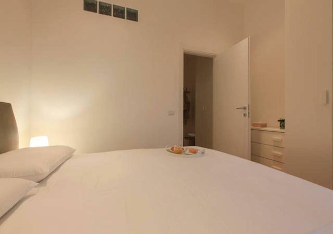 Cenisio Apartment Мілан Екстер'єр фото